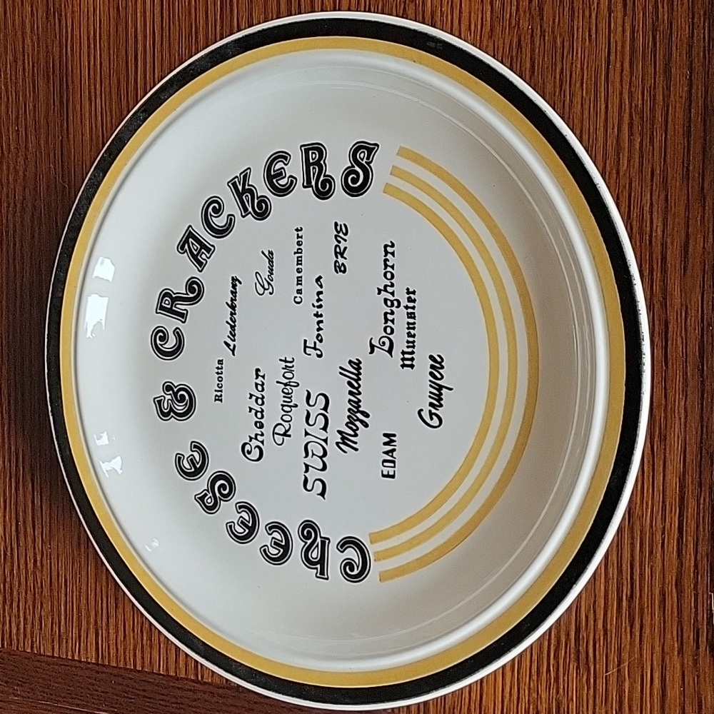 Vintage 1970's Cheese & Crackers Plate EUC😅